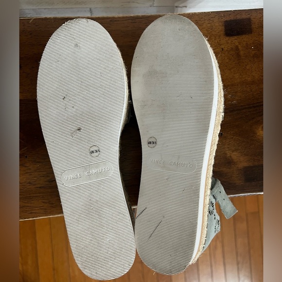 Vince Camuto Breshan Espadrilles in Mint.  Size 6 - Picture 9 of 11